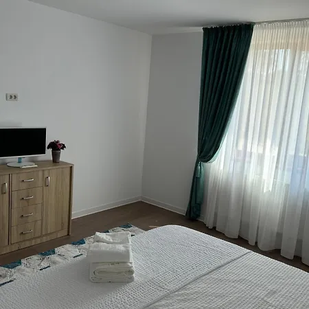 Zen Residence Piatra Neamt Exterior photo